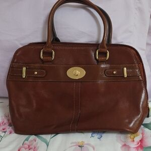 Elegant Brown Leather Handbag